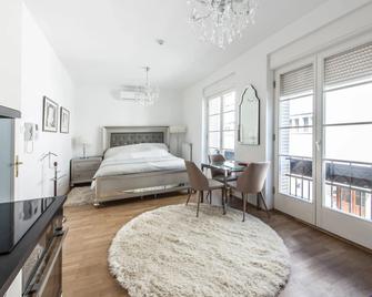 Milford Suites Budapest - Budapest - Bedroom