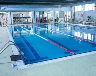 هوتل مولدوفا - يازي - حوض السباحة