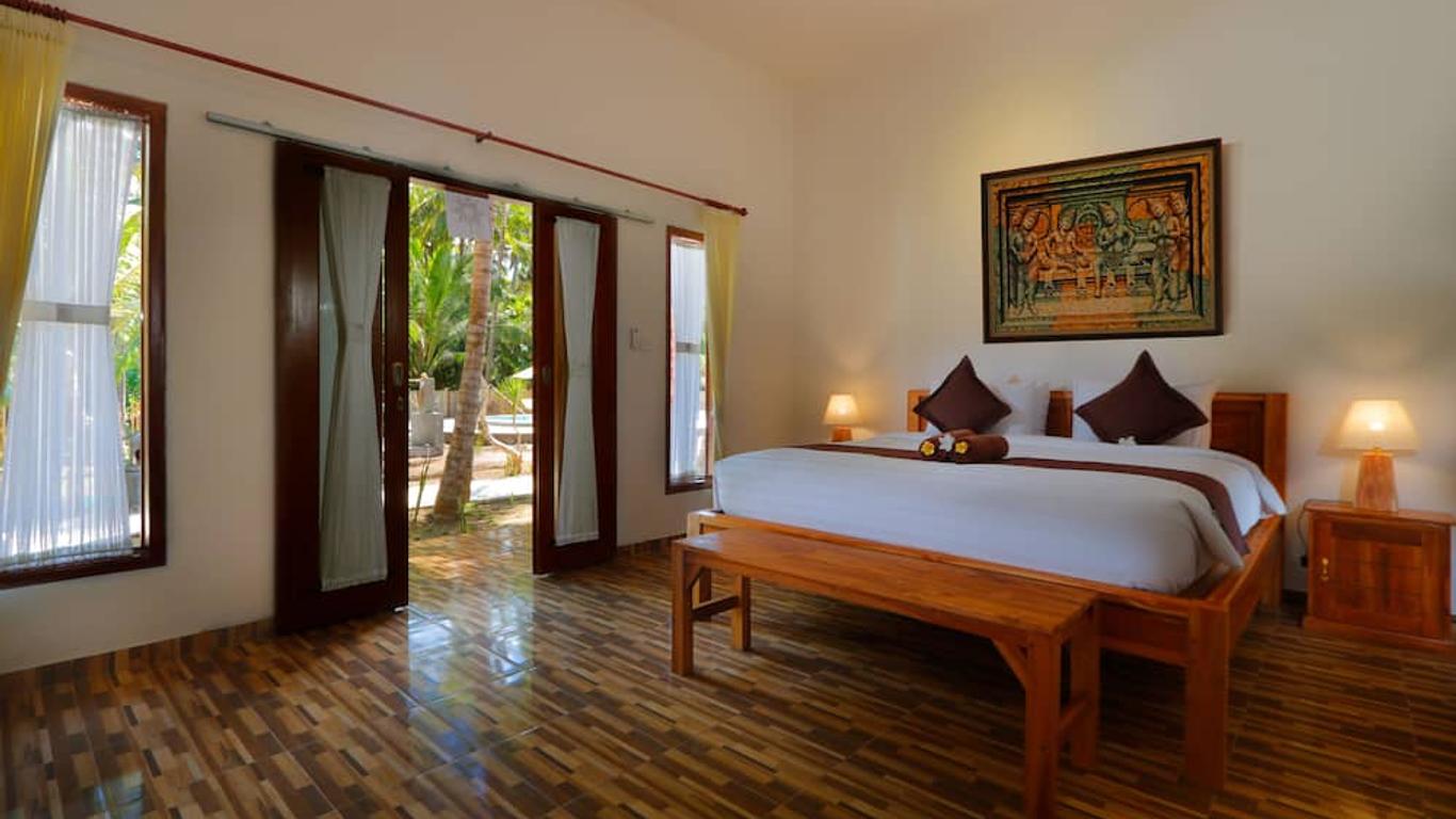 Crystal Bay Villa & Residence