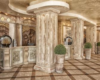 Royal Bay Spa Hotel - Elenite - Recepción