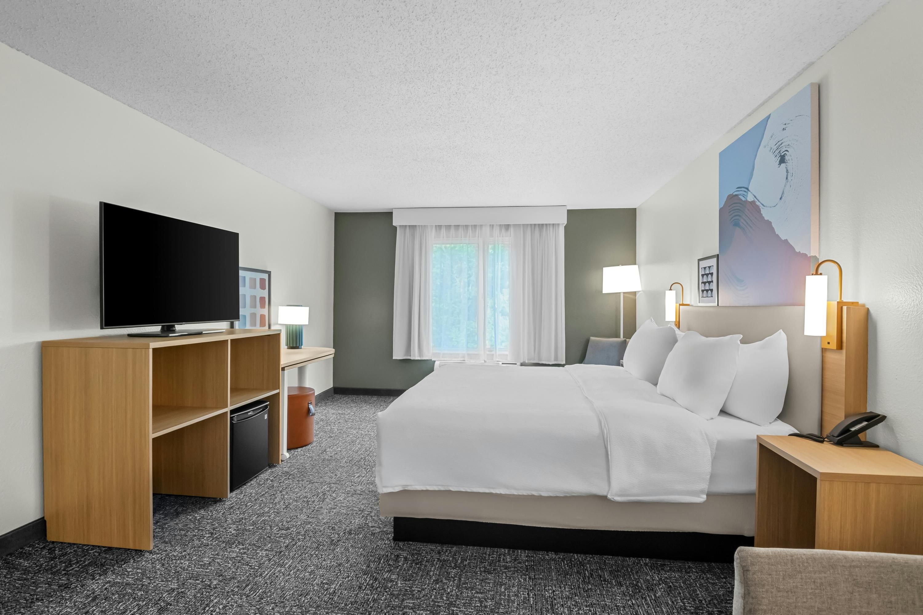Spark by Hilton Traverse City - טראברס סיטי - חדר שינה