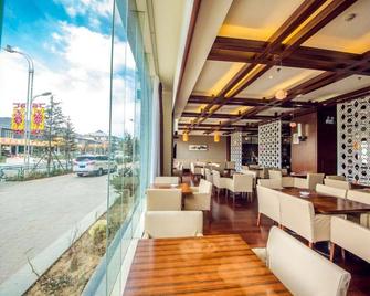 Shangri La Moonlight International Hotel - Dêqên - Restaurante