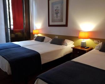 Hostal Lk Barcelona - Barcelona - Bedroom