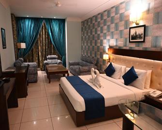 Deventure Karnal - Karnal - Habitación