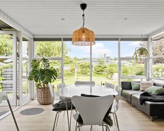 Lovely Home In Haderslev With Wifi - Haderslev - Dining room