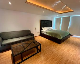 10 Venator House Boutique - León