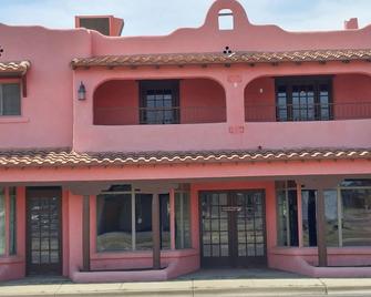 Historic Adobe Casita! Perfect For Your Tdy Stay! - Alamogordo - Building