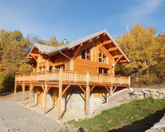 south-facing chalet in the heart of the champsaur at the center of 5 resorts - Saint-Jean-Saint-Nicolas - Bâtiment