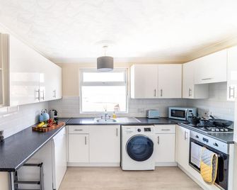 Sea View Penthouse - Gorleston-on-Sea - Cocina