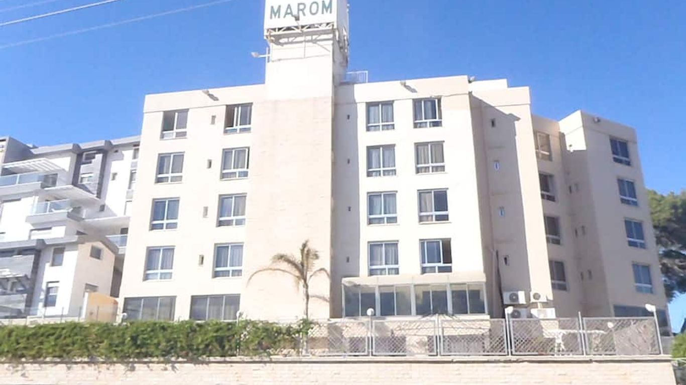 Hotel Marom