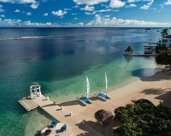 Sandals Royal Caribbean - Montego Bay - Beach