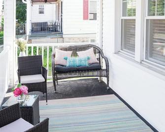 Harty's Terrace 9 Kimball Avenue - Yonkers - Balcony