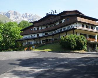 Hotel Residence La Rosa - Castione della Presolana - Byggnad