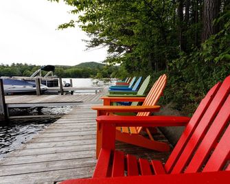Squam Lake Classic Waterfront Home - Holderness - Binnenhof