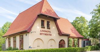 Landhotel Rittmeister & Kräuter-Spa - Ρόστοκ