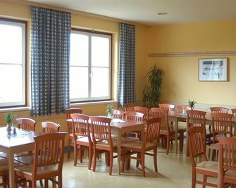 Hotel JUFA St Martin - St. Martin am Tennengebirge - Restaurante