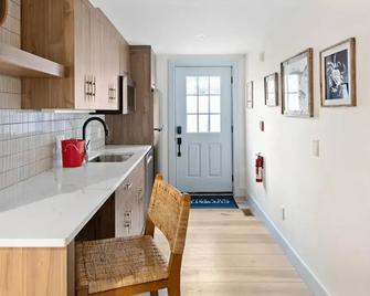 The Market Street Inn - Newburyport - Kitchen