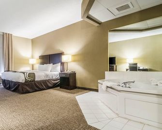 Quality Suites Graham - Burlington South - Graham - Schlafzimmer