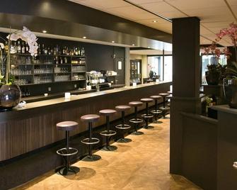 2 Charming Rooms Near Vollenhove Gardens | Weerribben & Dwingelderveld Nearby - De Bult - Bar
