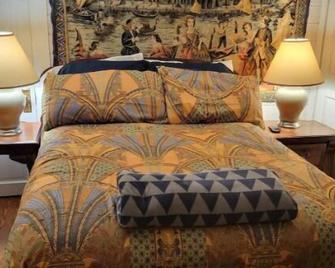 Private Guest Suite in Historic house - Suffolk