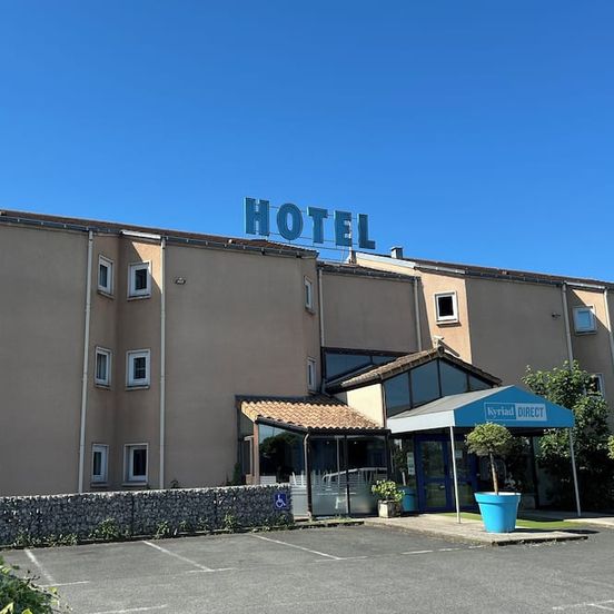 Kyriad Direct Macon Sud image 1