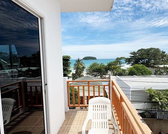 Kata Beachwalk Hotel And Bungalows - Karon - Balcony