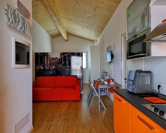 Eco Venice - Venice - Kitchen