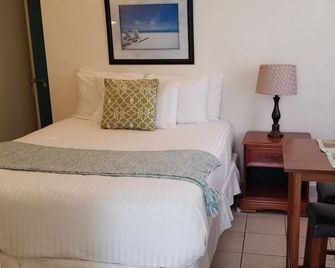 Patriots Boutique Motel - San Clemente - Schlafzimmer