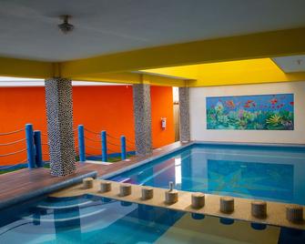 Hotel Happy Beach - Zihuatanejo