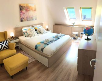 Unique Luxurious Jacuzzi Penthouse Duplex In City Center! 2 Baths! Free Parking! - Sofia - Dormitor