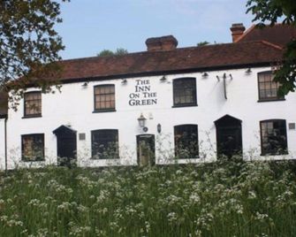 The Inn On The Green - Dorking - Edifício