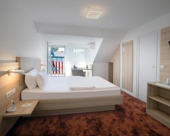 Hotel Brenner - Koblenz - Makuuhuone
