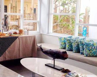 Chill House at Naiyang - Sakhu - סלון