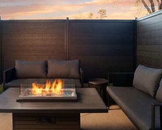 SpringHill Suites by Marriott Little Rock West - ליטל רוק - סלון