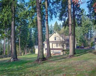 Country Comfort Suite Retreat - Cassidy - Outdoors view