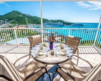 Hilltop Villas at Bluebeard's Castle - Saint Thomas Island - Balcony