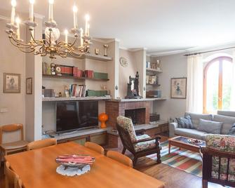 Apartment Villa Bruna Rapallo - Rapallo - Sala de estar