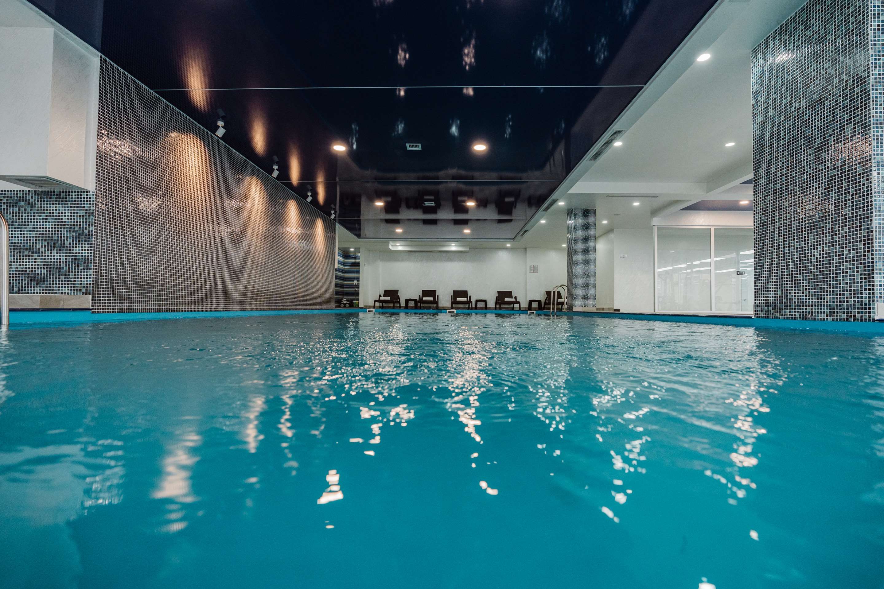 Best Western Plus Batumi - Batum - Piscina