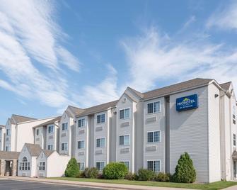 Microtel Inn & Suites by Wyndham Rice Lake - Rice Lake - Edificio