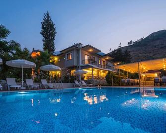 Otto Palace Boutique Hotel - Adrasan - Zwembad