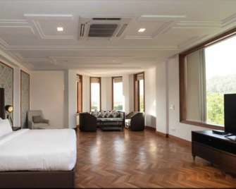 Glenville Forest Resort & Spa - Dehradun - Living room
