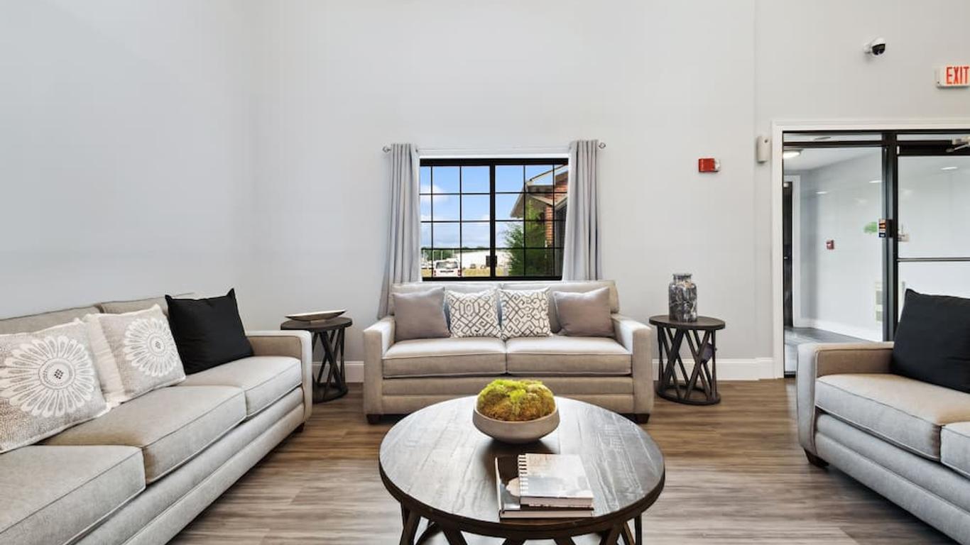 ماي هوم تاون إن