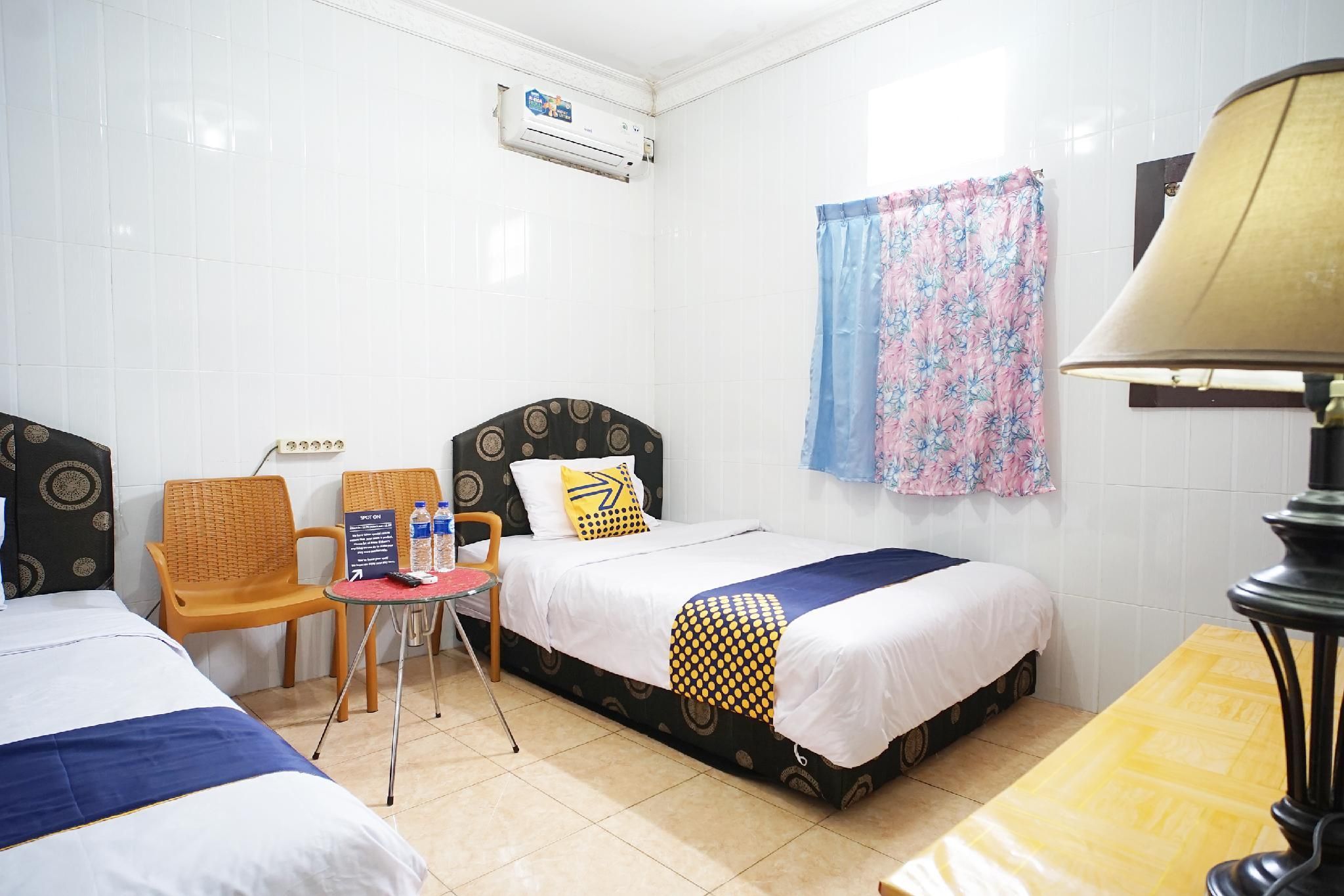 Spot On 1854 Sepinggan Asri Syariah Guesthouse - באליקפאפן - חדר שינה