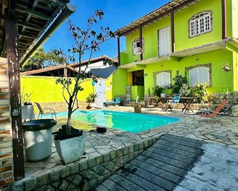 Recanto Da Iara - אראיאל דו קאבו - בריכה