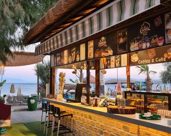 Kefi Beach & Suites - Ortakent-Yahşi - Bar