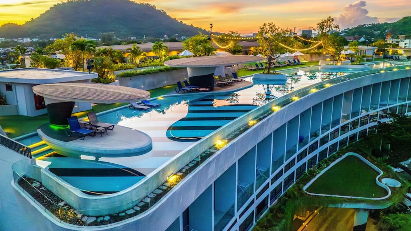 Homa Phuket Town