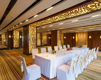 Dolphin Hotel - Visakhapatnam - Sala de banquetes