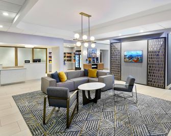 Homewood Suites by Hilton Orlando-UCF Area - Orlando - Lobi