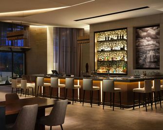 AC Hotels by Marriott Phoenix Downtown - פיניקס - בר