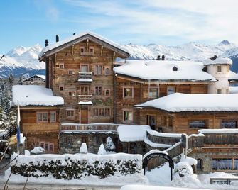 Hostellerie du Pas de L'Ours Relais et Chateaux - Crans-Montana - Edifício